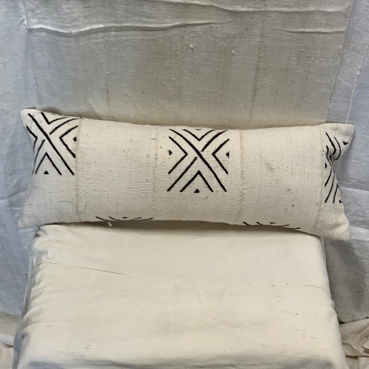 Niono Lumbar Pillow