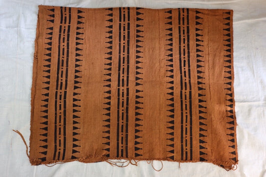Sharp Pointy Lines on Brown Mudcloth