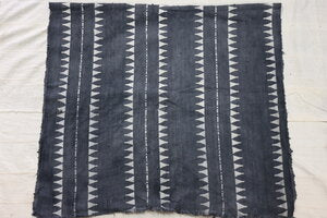 Backgammon on Grey Mudcloth