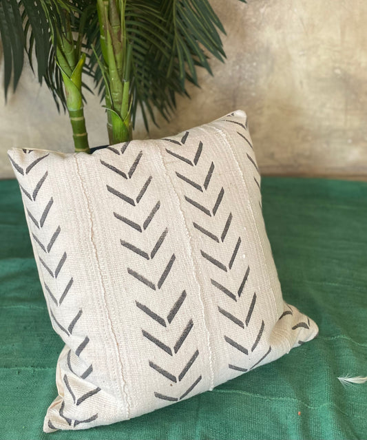 Large Chevrons on white Pillowcase