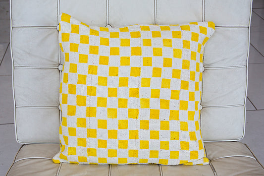 CHECKERS ON PILLOW CASE 1